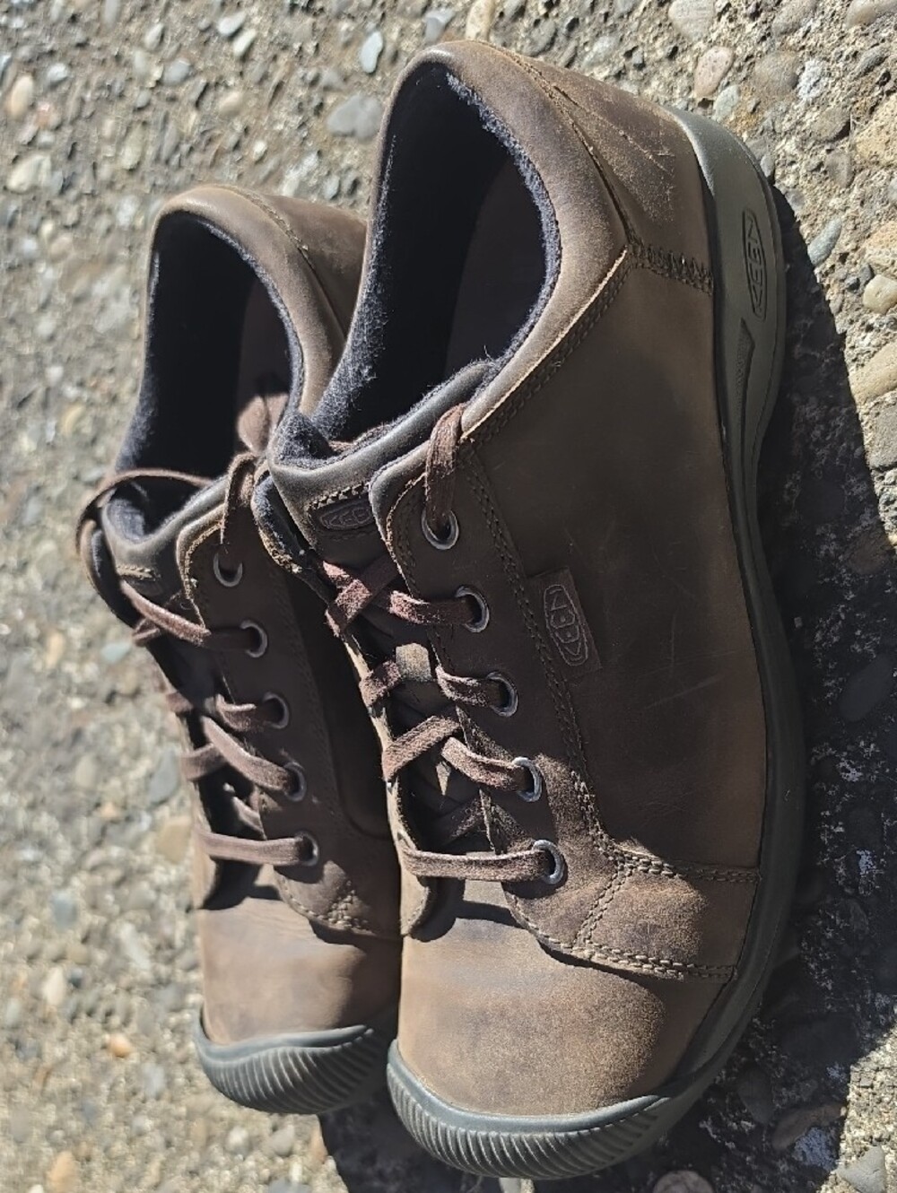 Keen Men's Brown Leather Lace-Up Sneakers - Picture 2 of 6